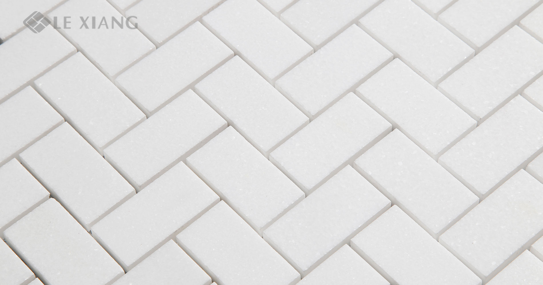 Stone-Herringbone-Patten-Mosaic-Tile-For-Bathroom-Flooring-4