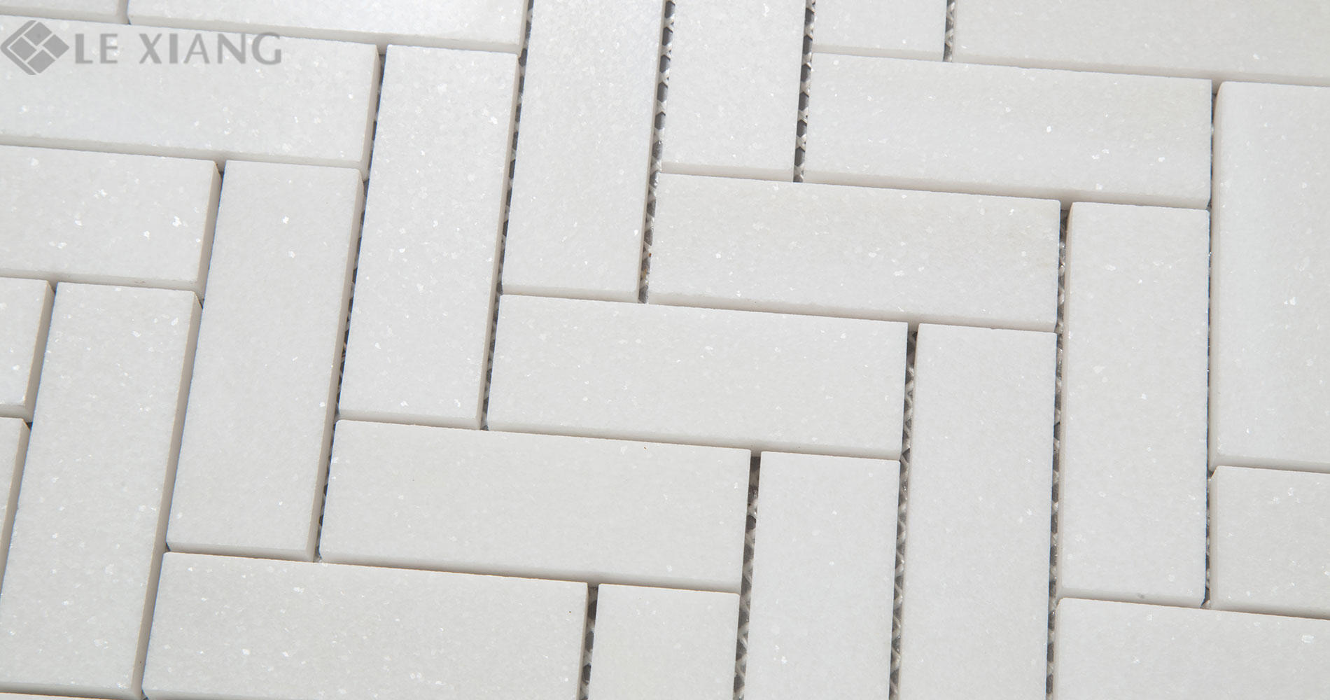 Stone-Herringbone-Patten-Mosaic-Tile-For-Bathroom-Flooring-5