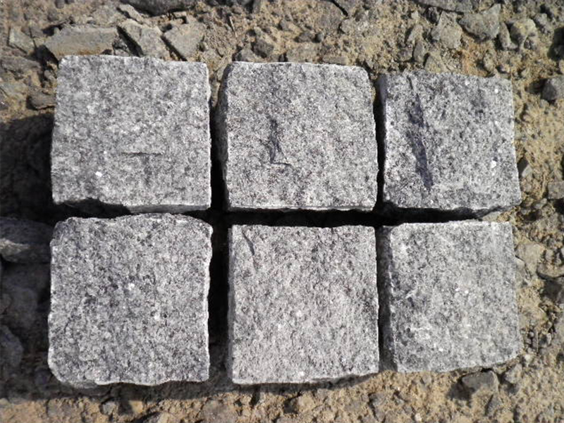 G654 Dark Grey Granite Garden Paving Stone-2