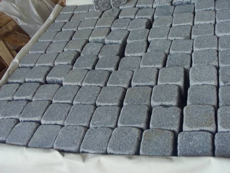 G654 Dark Grey Granite Garden Paving Stone-3