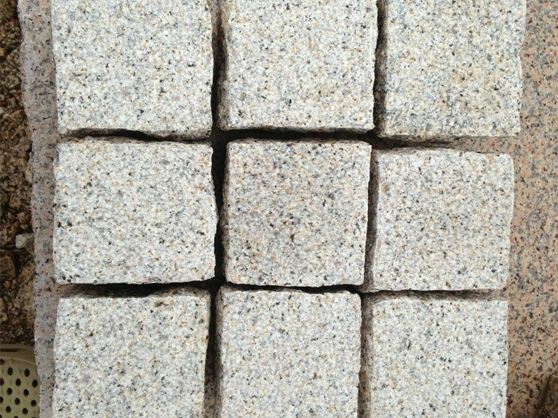 G682 Yellow Granite Cubes Outdoor Gardern Pavers-4