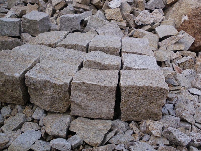 G682 Yellow Granite Cubes Outdoor Gardern Pavers-9