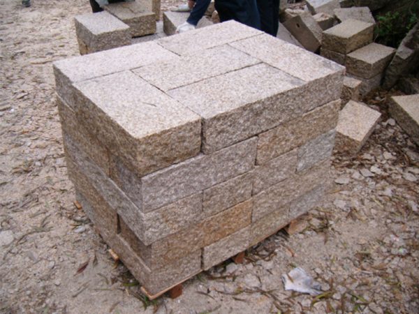 G682 Yellow Granite Exterior Wall Stone-3