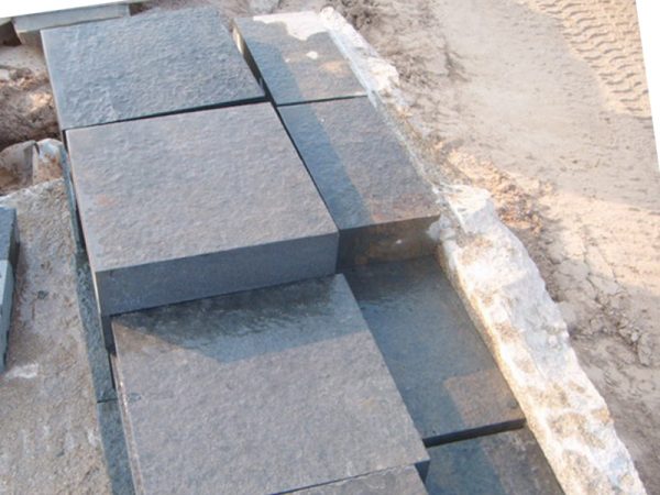 G685 Black China Granite Steps Custom For Sale-4